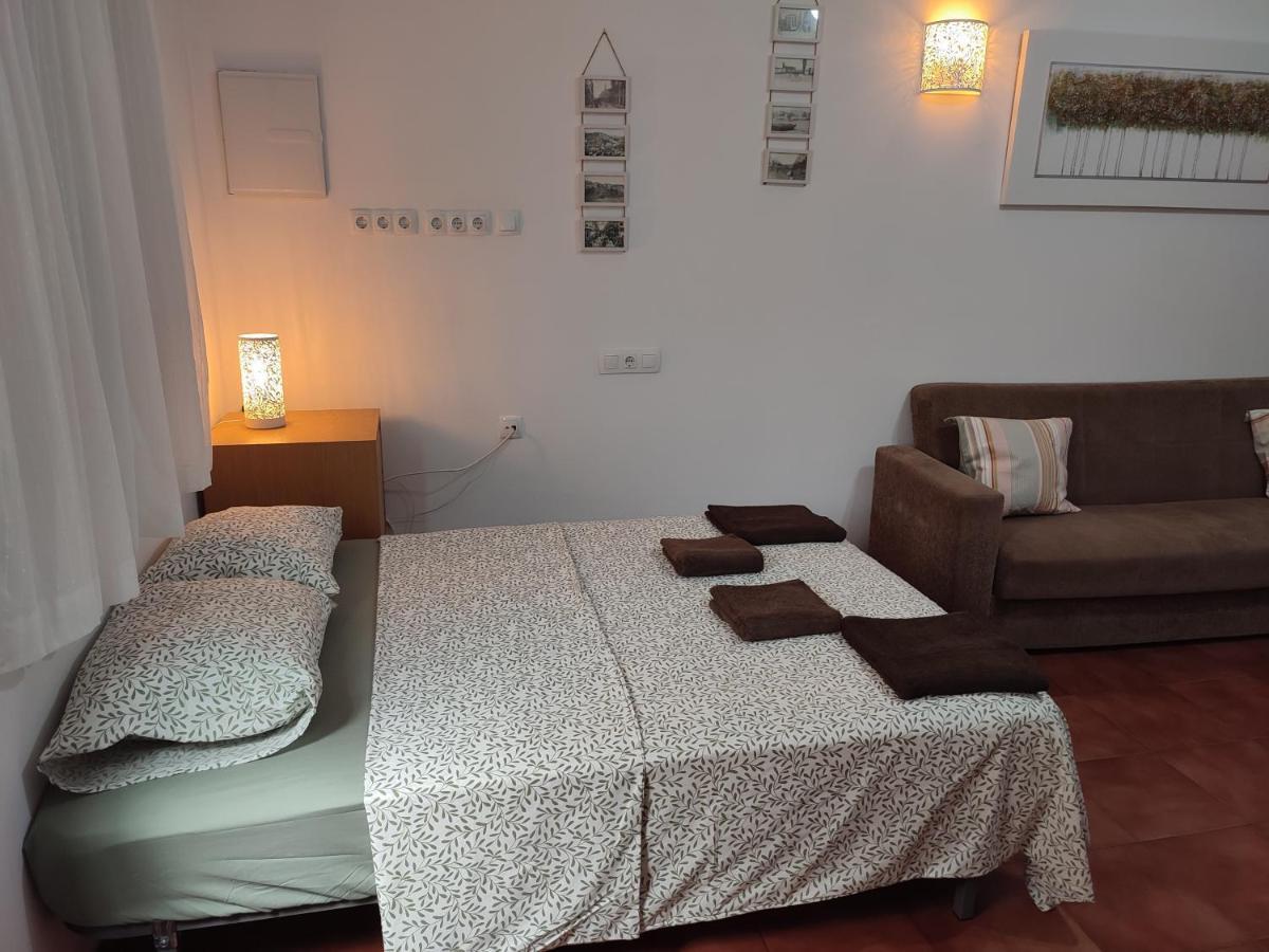 Sunny Holiday Studio Малага Экстерьер фото