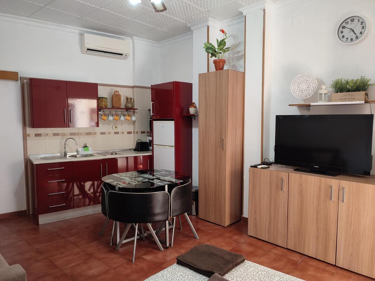 Sunny Holiday Studio Малага Экстерьер фото